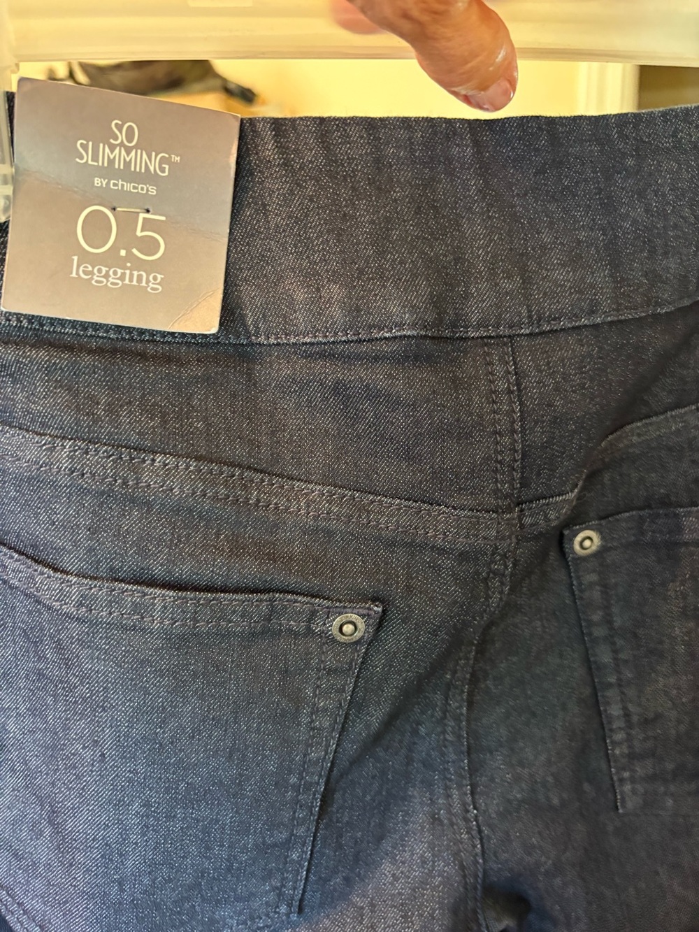 Chicos So Slimming jeans size 6 Chicos 0.5 - Picture 6 of 11